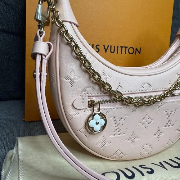 Louis Vuitton Loop monogram mahina Jasmine pink bag - Picture 4 of 10